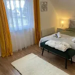 Irisz Apartmán *