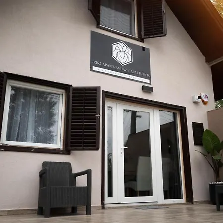 Apartment Irisz *